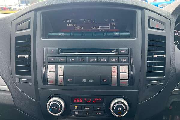 2013 Mitsubishi Pajero GLX-R NW