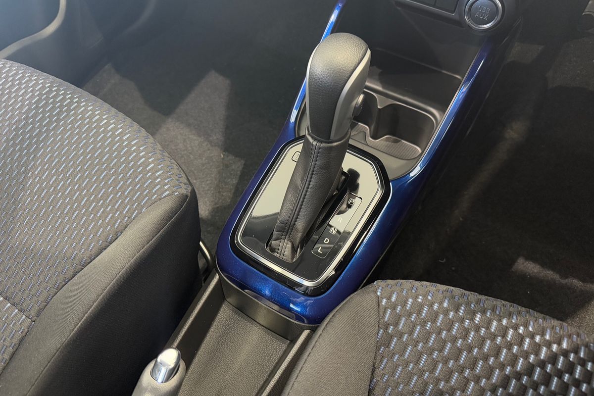 2024 Suzuki Ignis GLX MF Series II