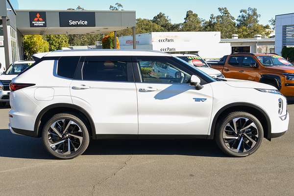 2025 Mitsubishi Outlander PHEV Aspire ZM
