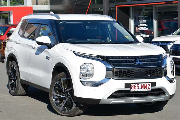 2025 Mitsubishi Outlander PHEV Aspire ZM