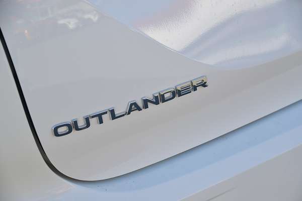 2025 Mitsubishi Outlander PHEV Aspire ZM