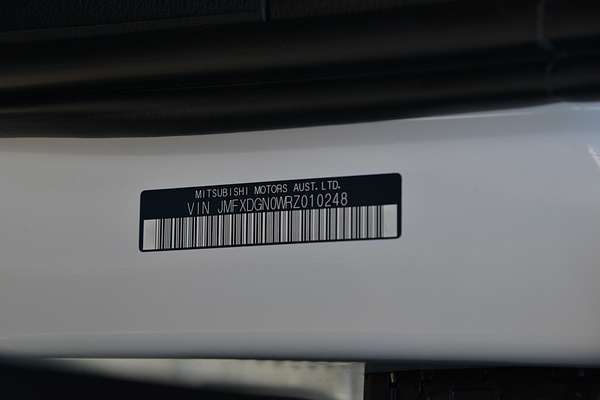 2025 Mitsubishi Outlander PHEV Aspire ZM