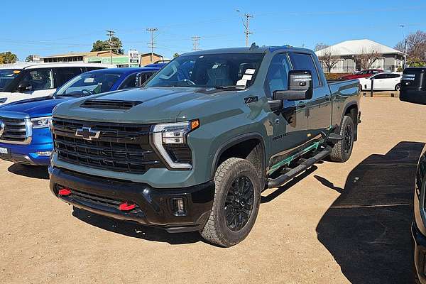 2025 Chevrolet Silverado HD LTZ Premium W/Tech Pack T1 4X4