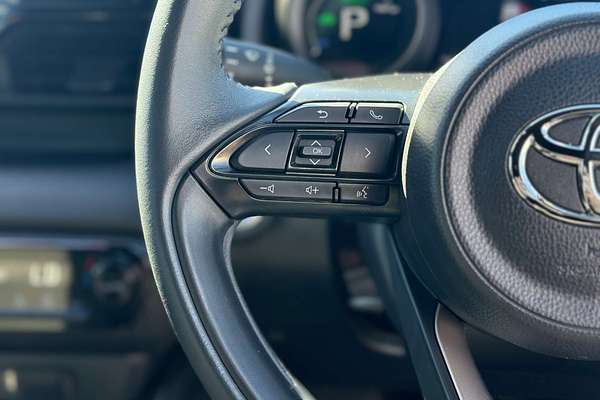 2023 Toyota Yaris SX Hybrid MXPH10R