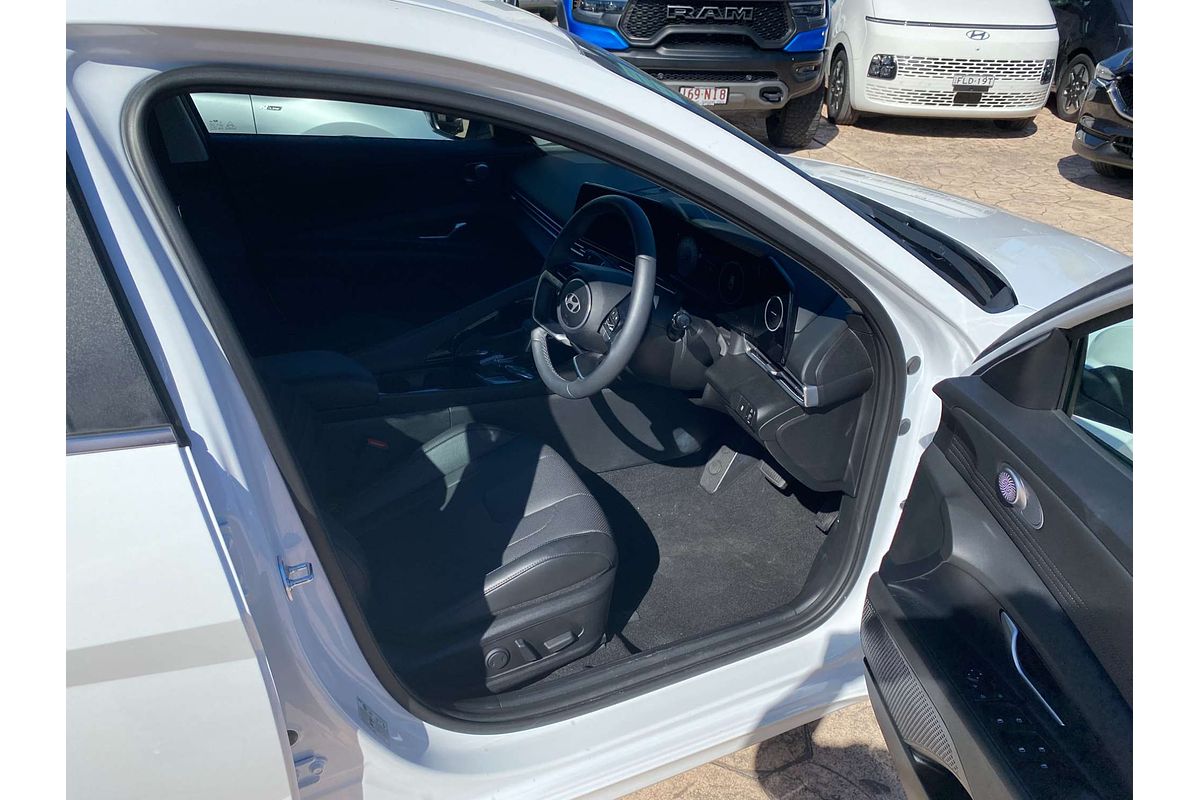 2024 Hyundai i30 Premium CN7.V2