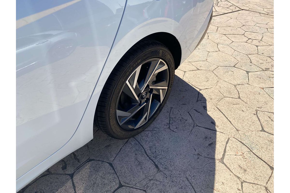 2024 Hyundai i30 Premium CN7.V2