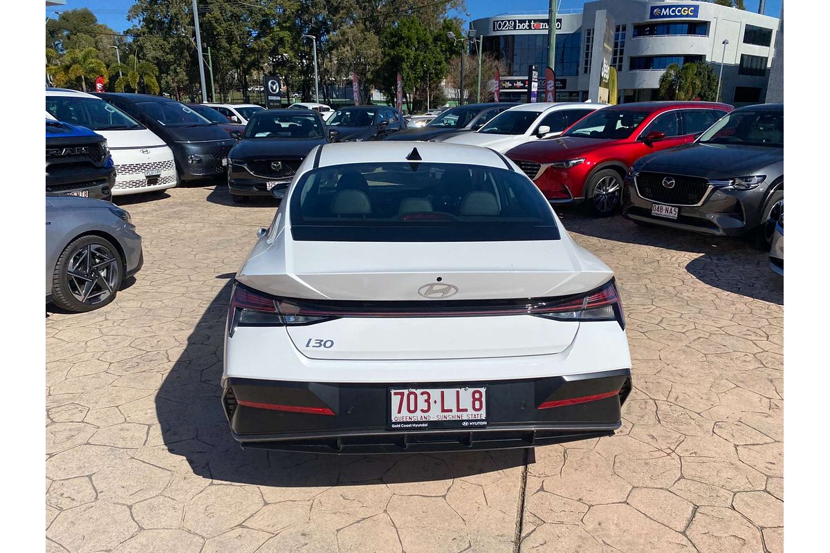 2024 Hyundai i30 Premium CN7.V2