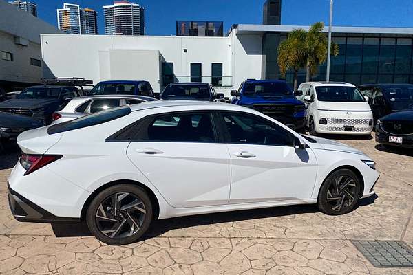 2024 Hyundai i30 Premium CN7.V2