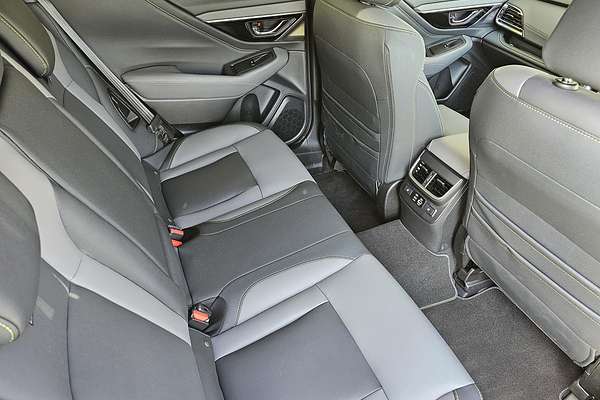 2025 Subaru Outback AWD Sport 6GEN