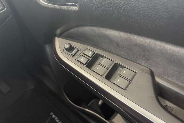 2023 Suzuki Vitara Turbo LY Series II