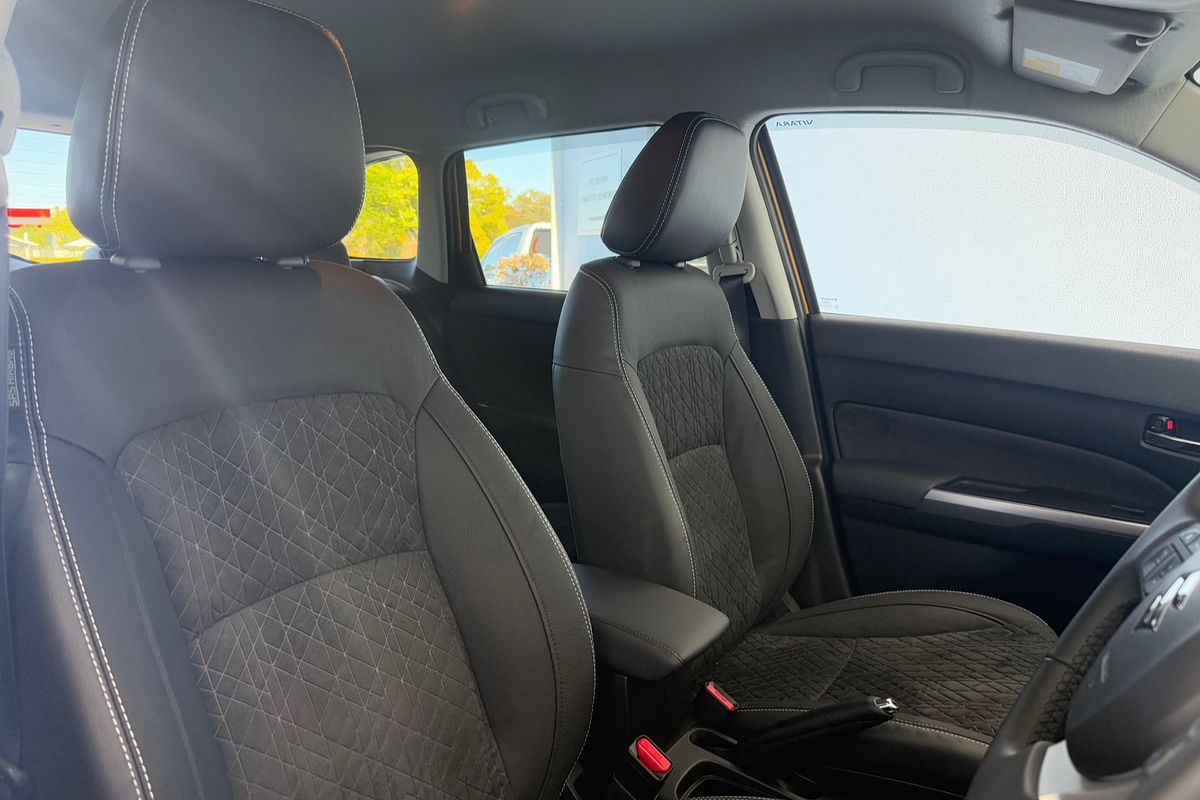 2023 Suzuki Vitara Turbo LY Series II