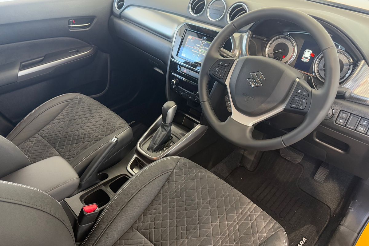 2023 Suzuki Vitara Turbo LY Series II