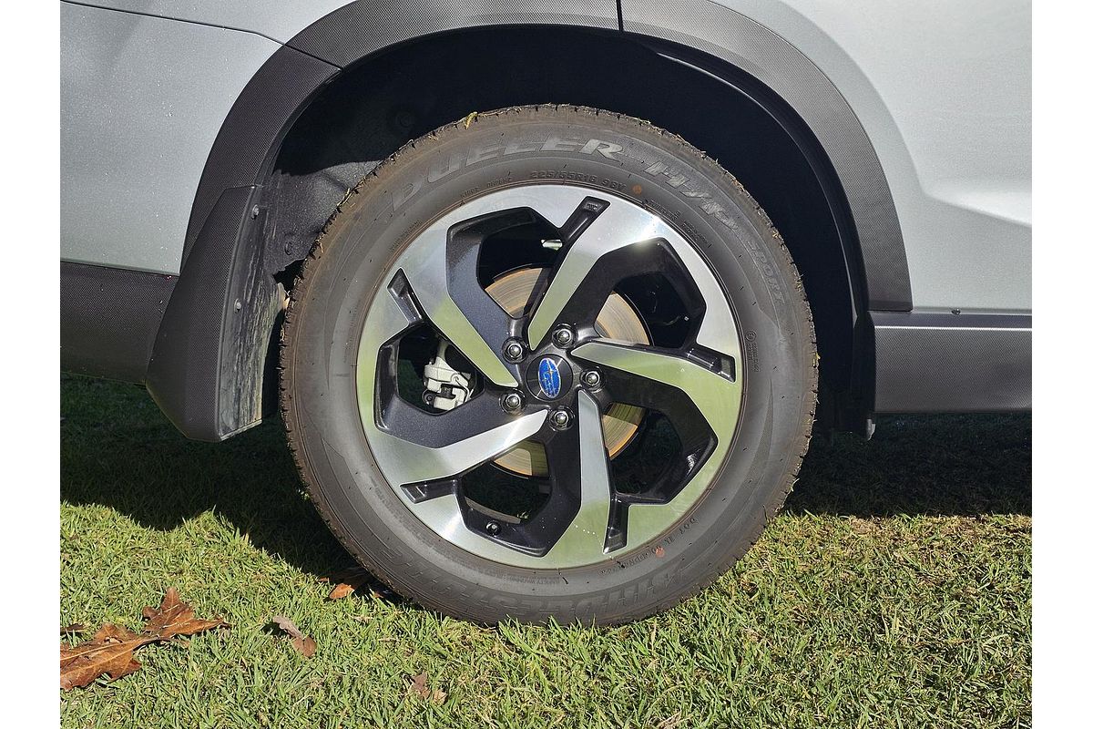 2025 Subaru Forester 2.5i-S S5