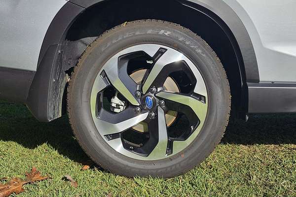 2025 Subaru Forester 2.5i-S S5