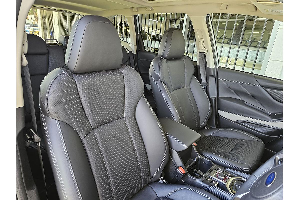2025 Subaru Forester 2.5i-S S5