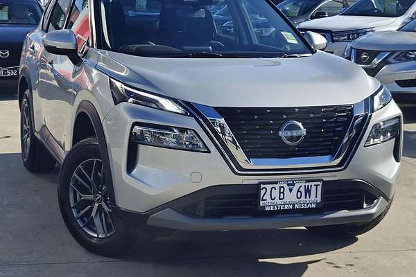 2024 Nissan X-TRAIL ST T33
