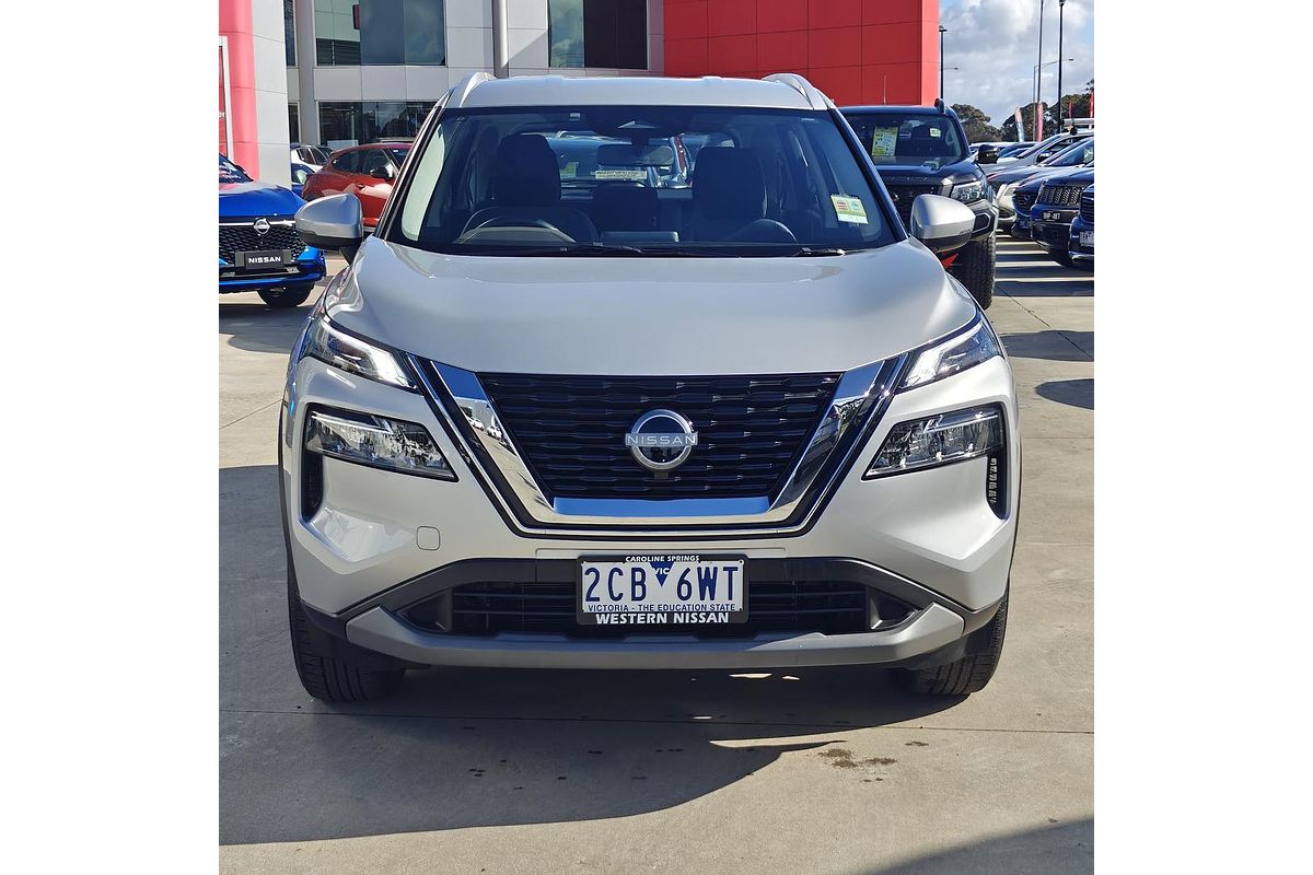 2024 Nissan X-TRAIL ST T33