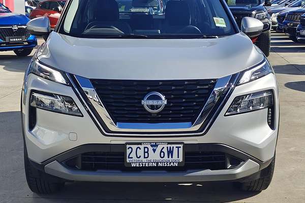 2024 Nissan X-TRAIL ST T33