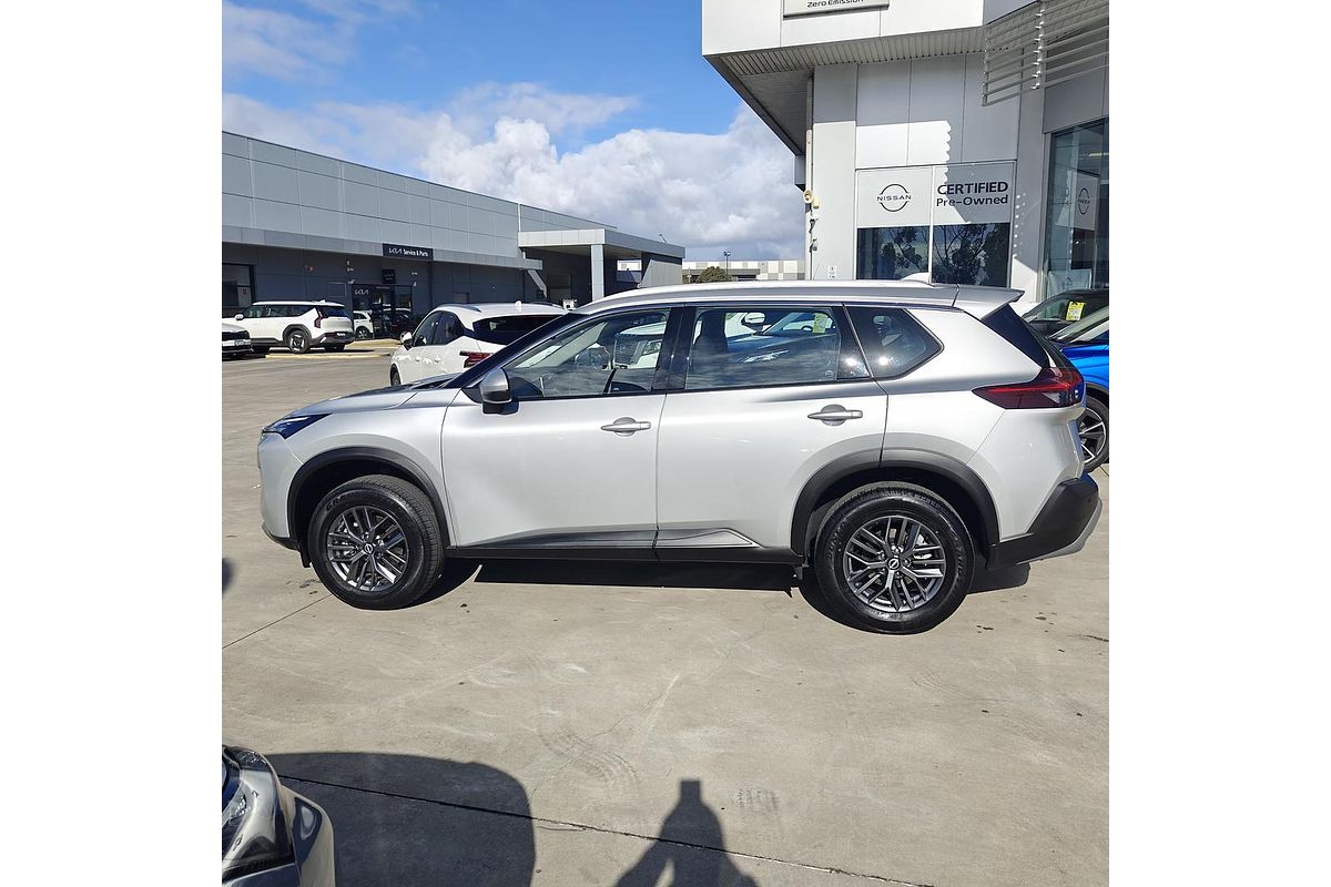 2024 Nissan X-TRAIL ST T33