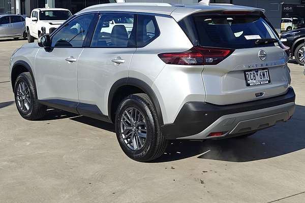 2024 Nissan X-TRAIL ST T33