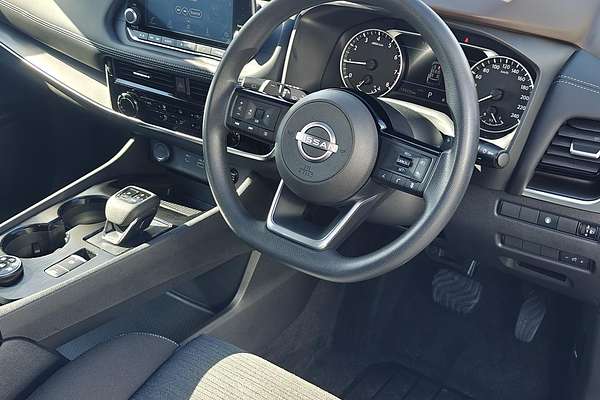 2024 Nissan X-TRAIL ST T33
