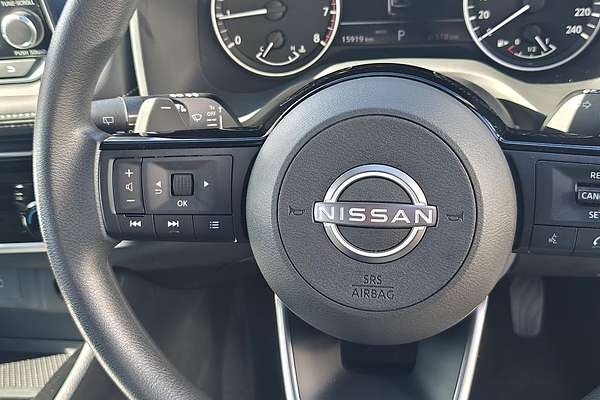 2024 Nissan X-TRAIL ST T33