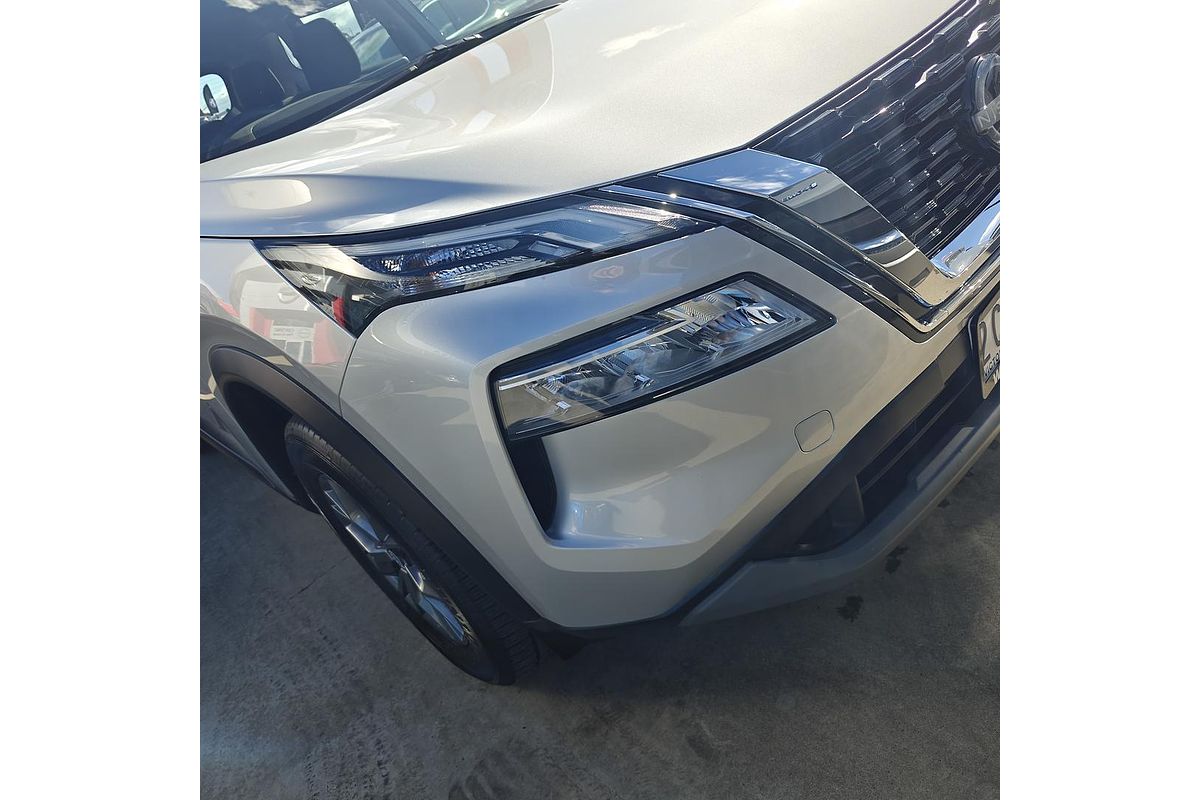 2024 Nissan X-TRAIL ST T33
