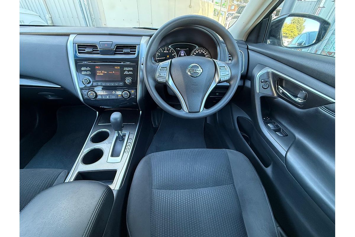 2015 Nissan Altima ST L33