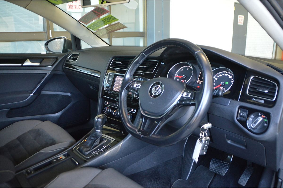 2014 Volkswagen Golf 110TDI Highline 7
