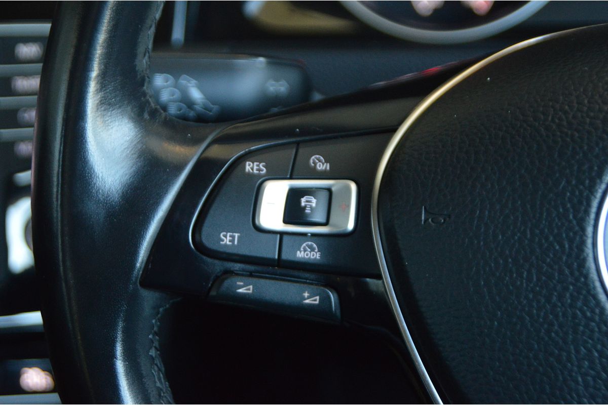 2014 Volkswagen Golf 110TDI Highline 7