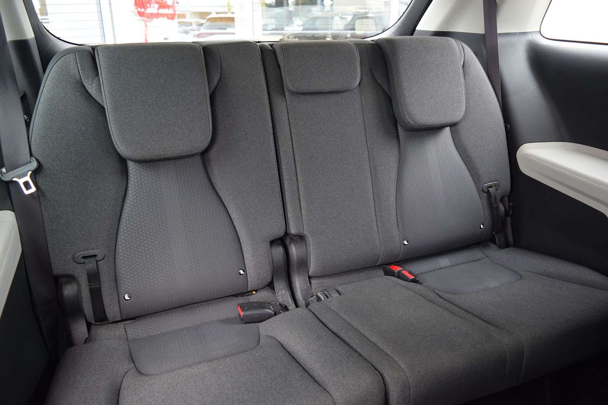 2021 Kia Carnival S KA4