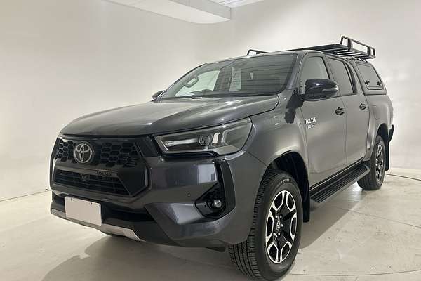 2024 Toyota Hilux SR5 48V GUN126R 4X4