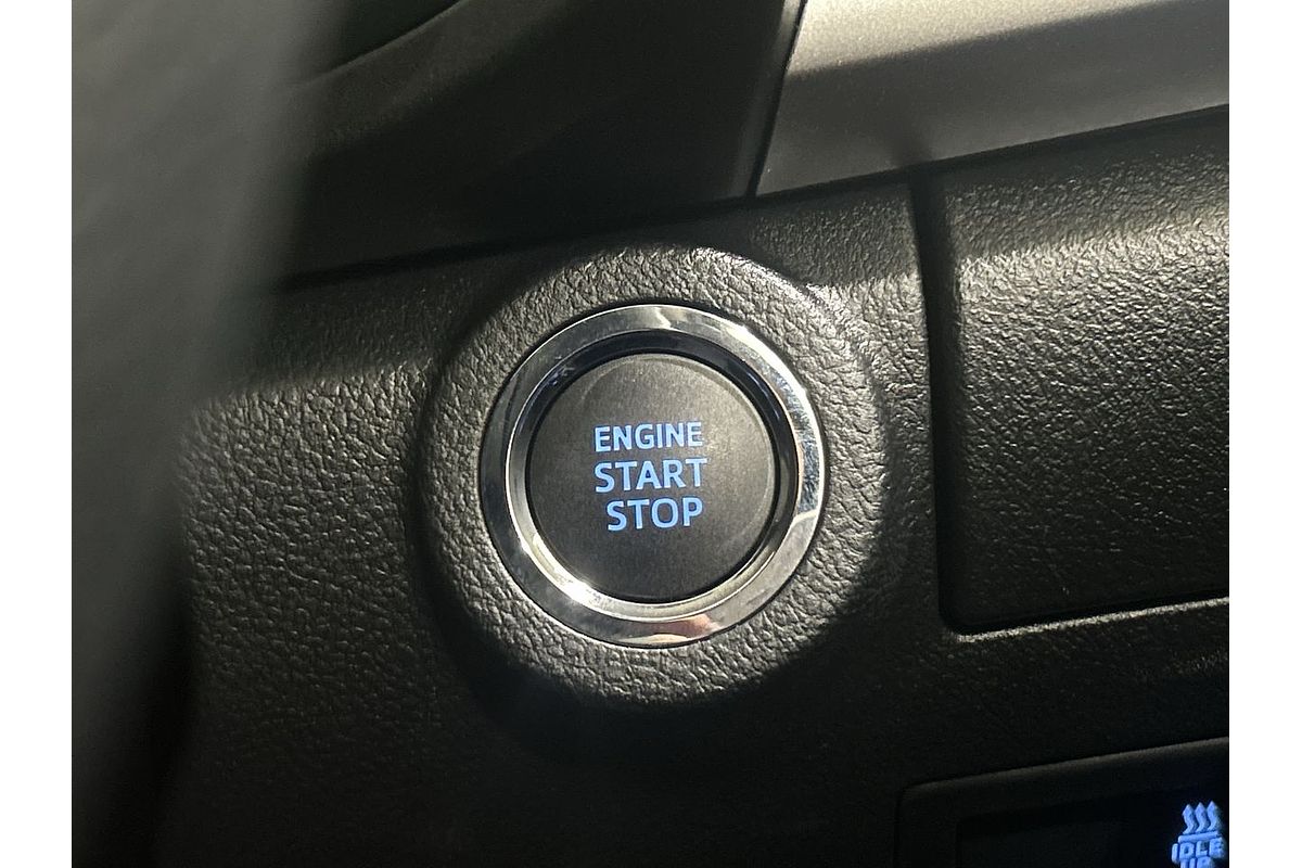 2024 Toyota Hilux SR5 48V GUN126R 4X4
