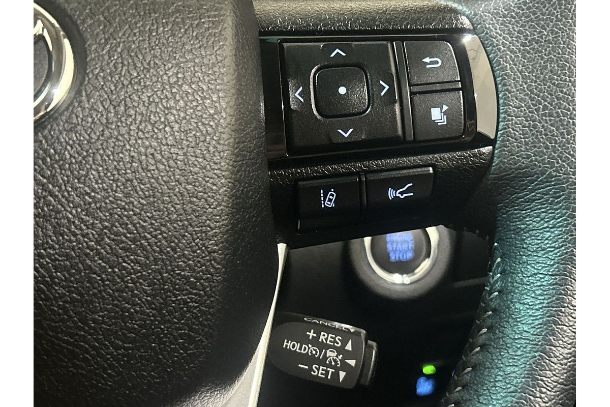 2024 Toyota Hilux SR5 48V GUN126R 4X4