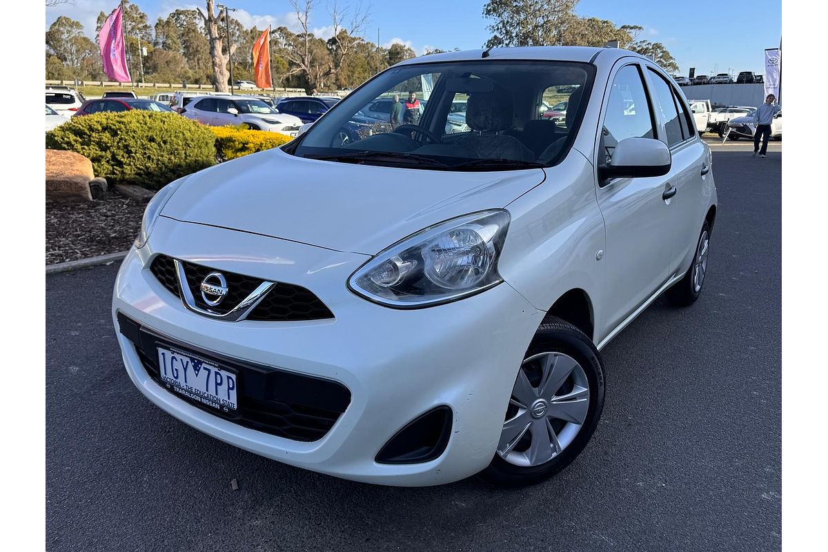 2015 Nissan Micra ST K13