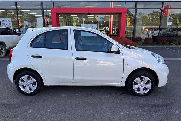 2015 Nissan Micra ST K13