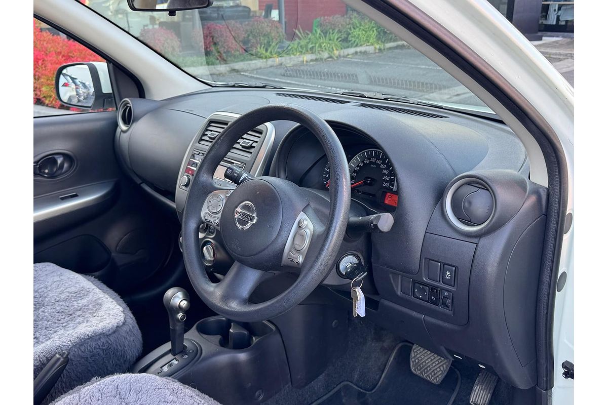 2015 Nissan Micra ST K13