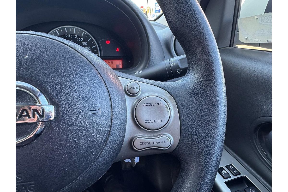 2015 Nissan Micra ST K13