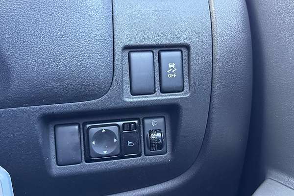 2015 Nissan Micra ST K13