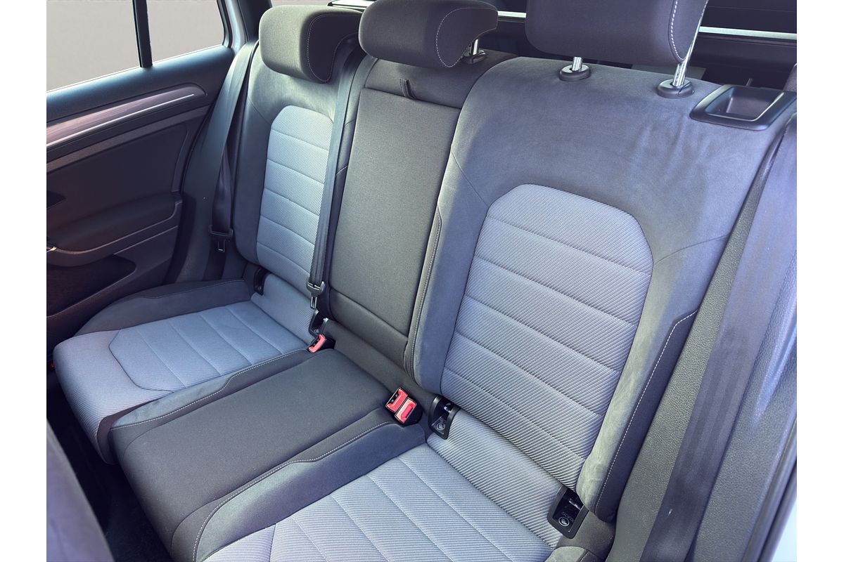 2015 Volkswagen Golf 1.4 TSI R LINE
