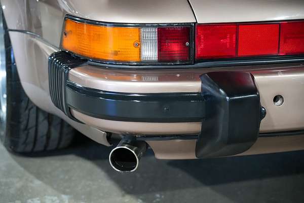1987 Porsche 911 Carrera