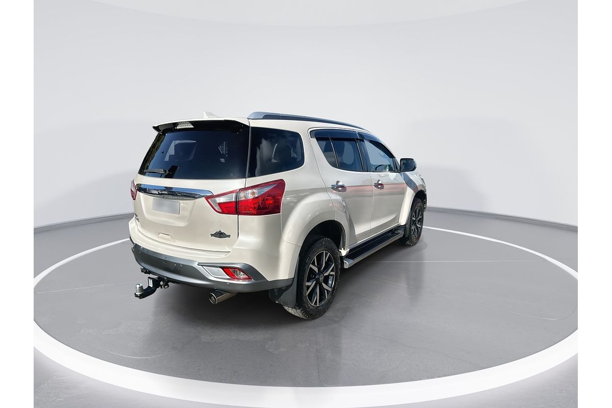 2019 Isuzu MU-X LS-T