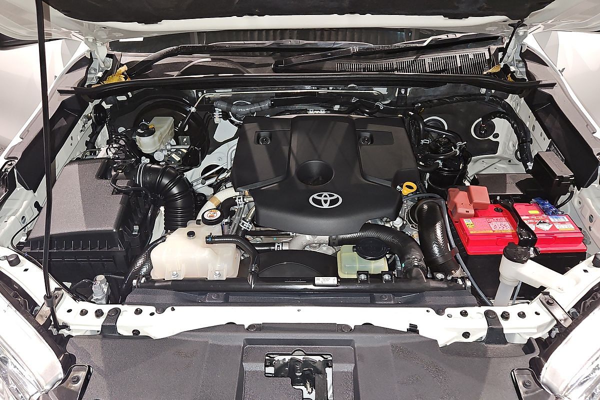 2020 Toyota Hilux SR GUN126R 4X4