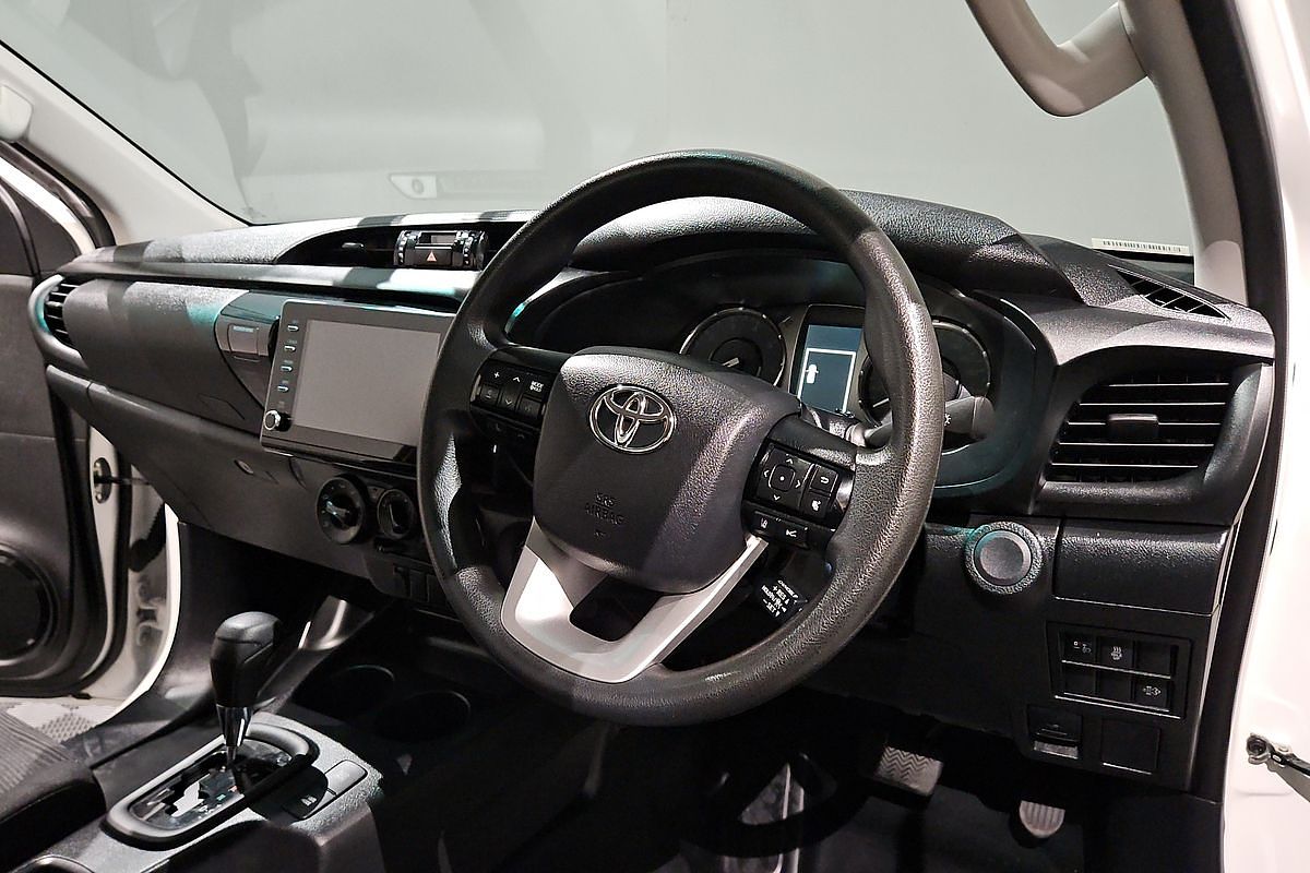 2020 Toyota Hilux SR GUN126R 4X4