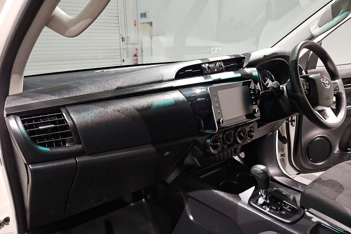 2020 Toyota Hilux SR GUN126R 4X4