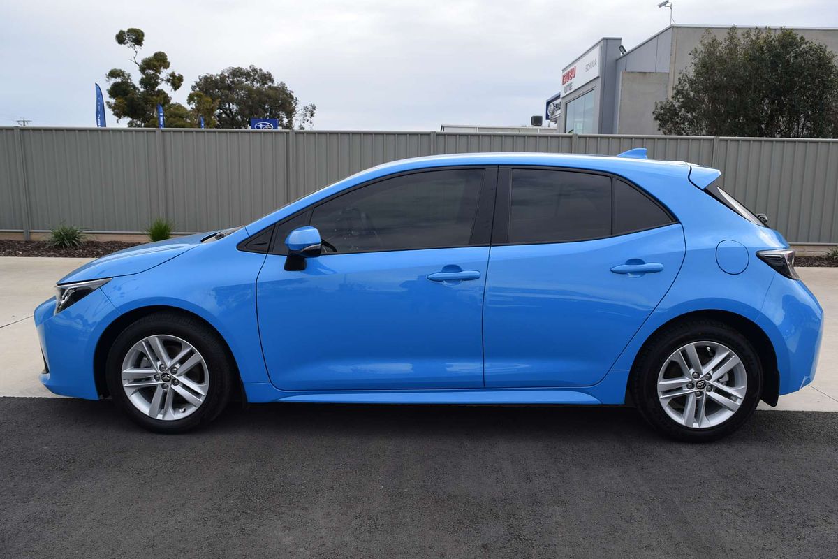 2018 Toyota Corolla Ascent Sport ZRE182R