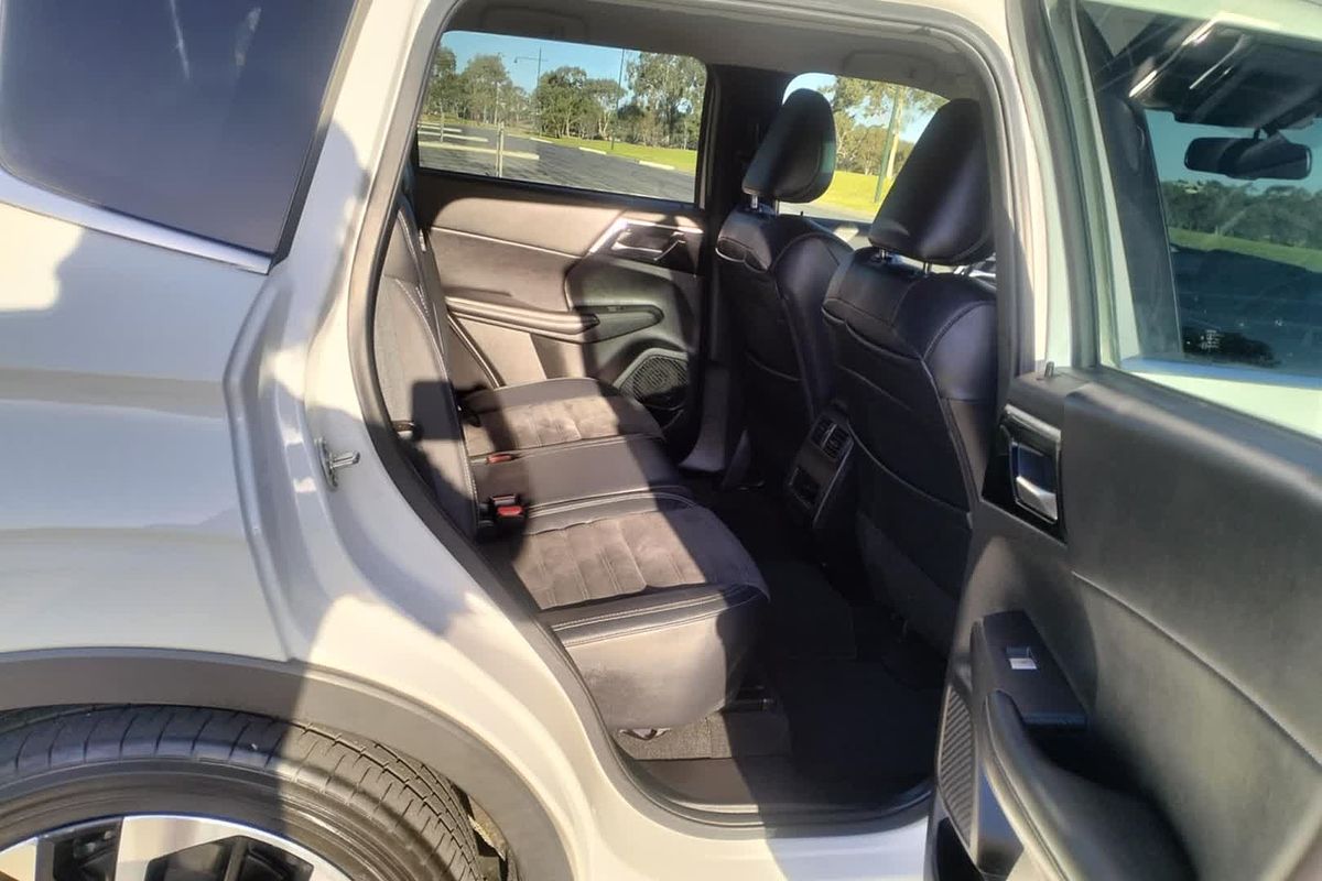 2022 Mitsubishi Outlander Aspire ZM