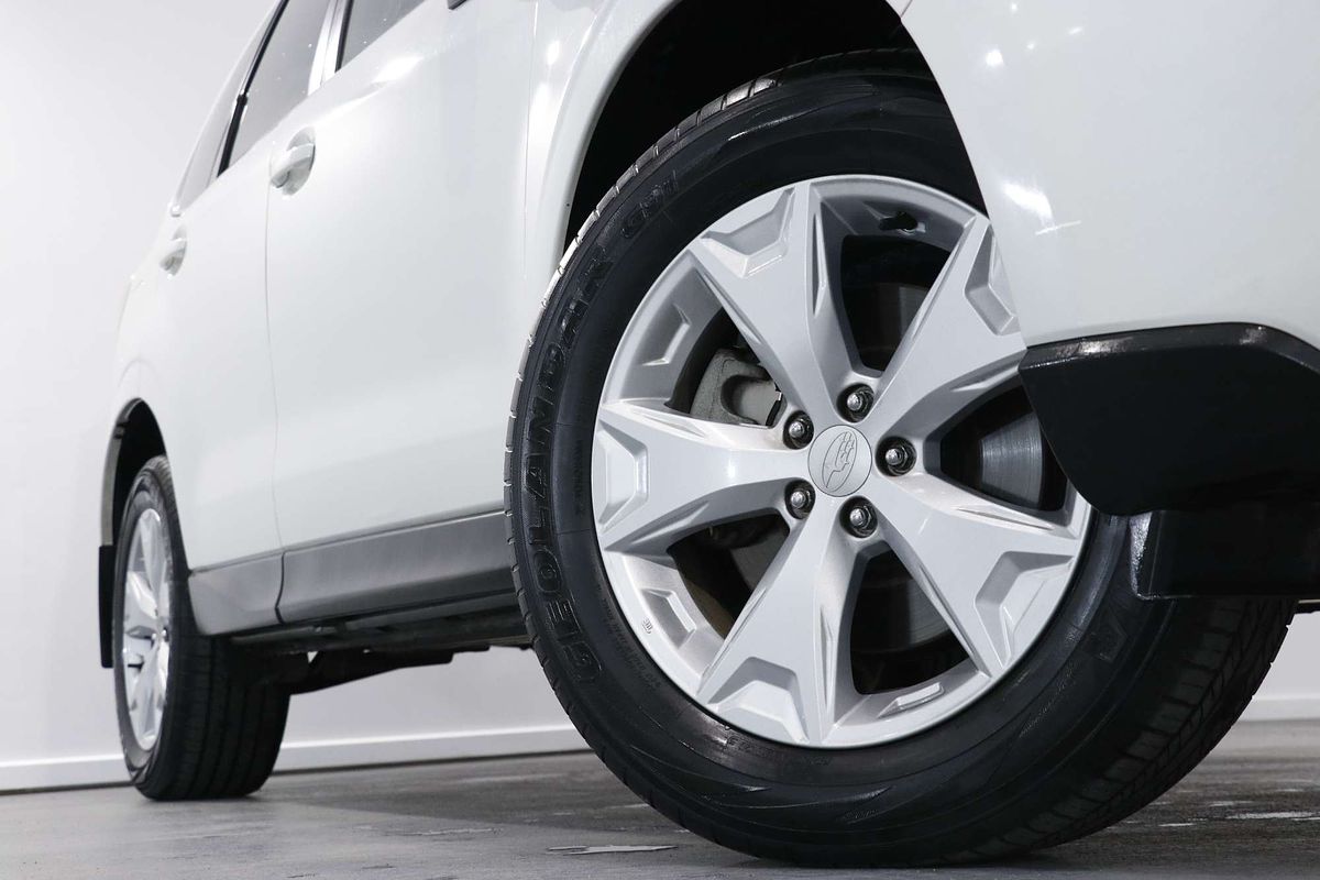 2015 Subaru Forester 2.0D-L S4