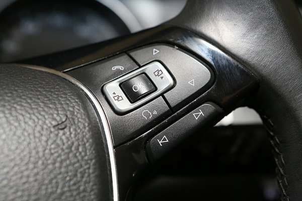 2015 Volkswagen Golf 90TSI 7