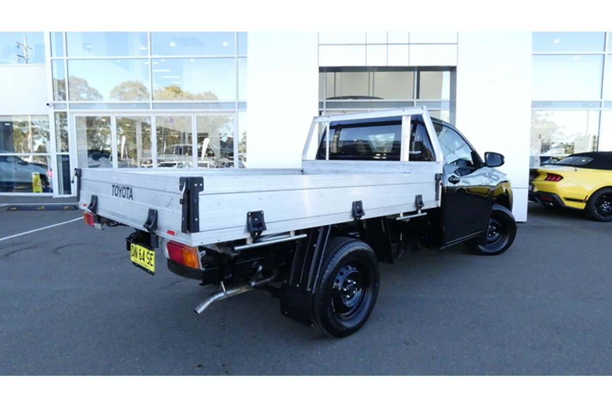 2016 Toyota Hilux Workmate TGN121R Rear Wheel Drive